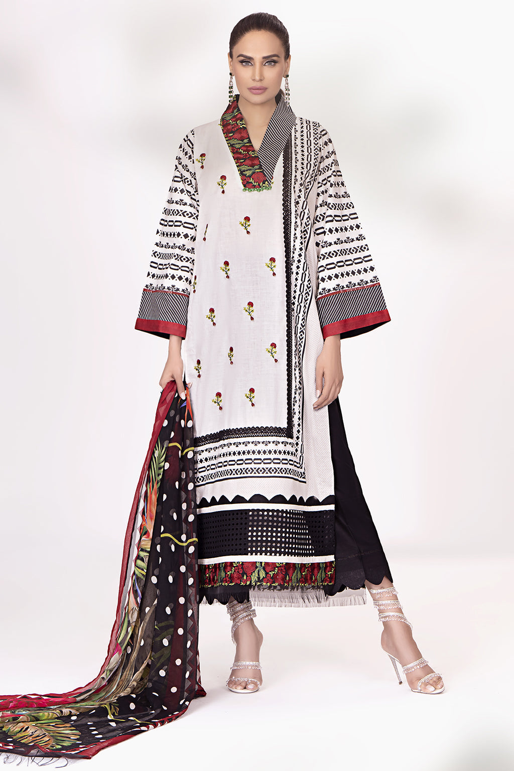 AMIRAH (luxury lawn)-3PC-UNSTITCHED