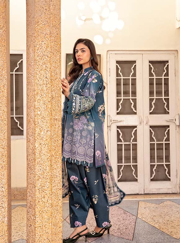 NEELOFER